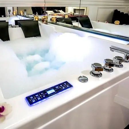 דירה Shine Prywatne Jacuzzi Starowislna *
