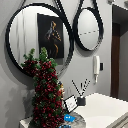 Apartment Z Jacuzzi Shine Starowislna *