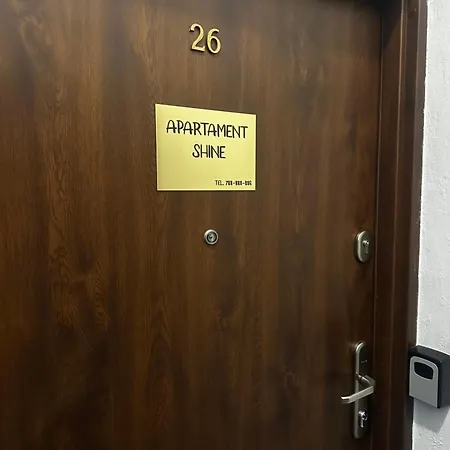 아파트 Z Jacuzzi Shine Starowislna