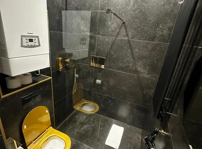 Z Jacuzzi Shine Starowislna Cracovia