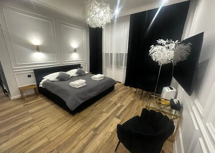 Z Jacuzzi Shine Starowislna Cracovia