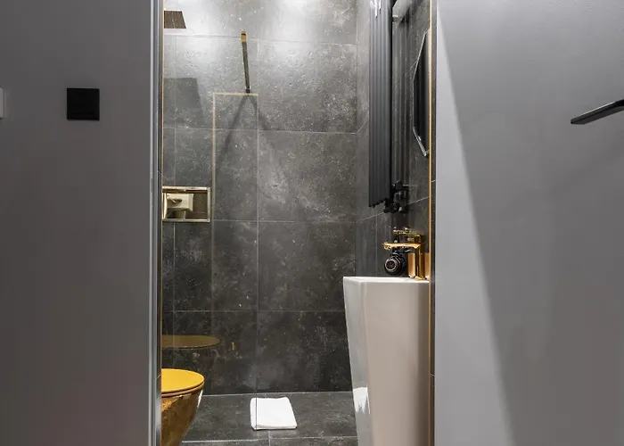 Z Jacuzzi Shine Starowislna 아파트