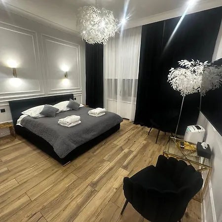 Z Jacuzzi Shine Starowislna Краков