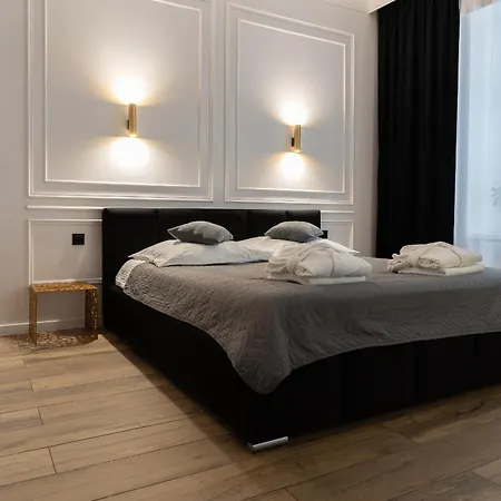 Z Jacuzzi Shine Starowislna Апартаменты