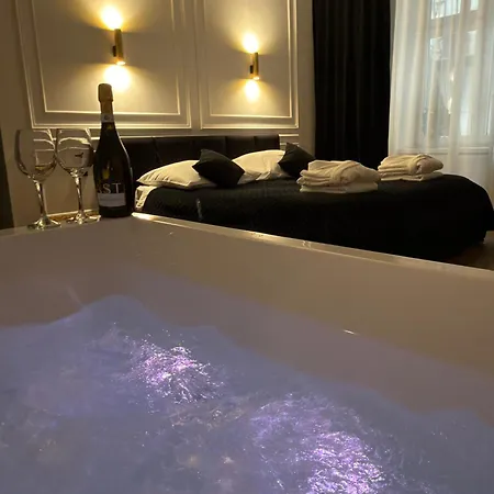 Z Jacuzzi Shine Starowislna * Краков