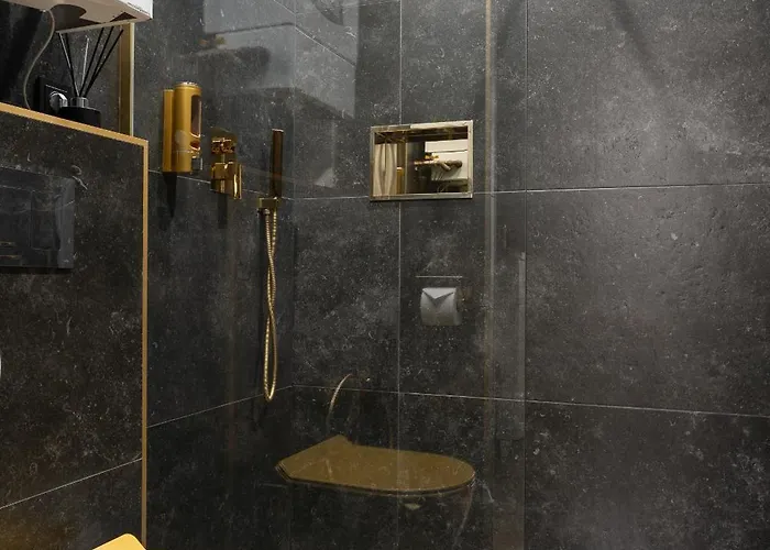 Z Jacuzzi Shine Starowislna * Krakow