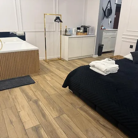 Shine Prywatne Jacuzzi Starowiślna Kraków